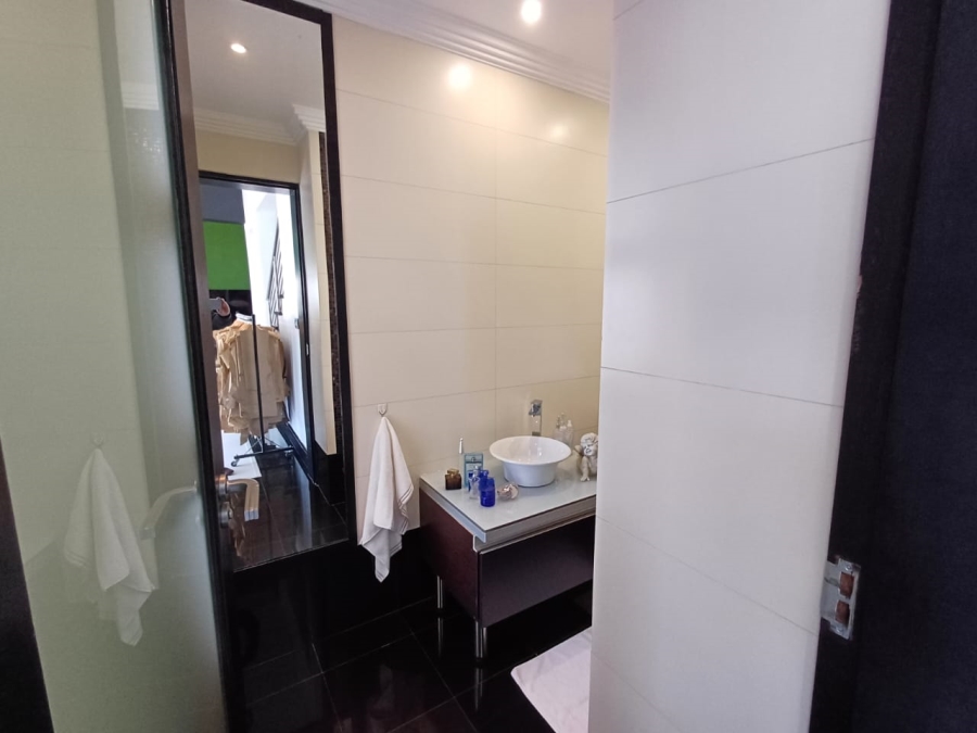 4 Bedroom Property for Sale in Kosmos North West